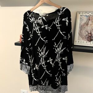 Soft Surroundings Black and White Tunic Top